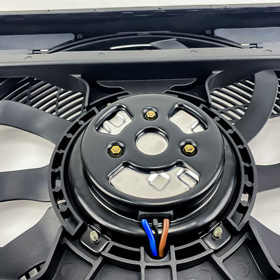 BMW Seri 5 1995-2003 3.0L Penggemar pendingin otomatis 300W 64546921395 64546921946