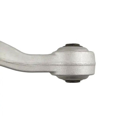 Universal Silver Car Control Arm Untuk BMW Seri 6/7 Penempatan Bagian Bawah Depan OEM 31126755835 31126777937