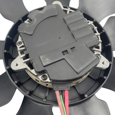 Diuji Radiator Fan Assembly 1V Voltage Auxiliary Cooling Fan Dengan Fuse Terbentuk